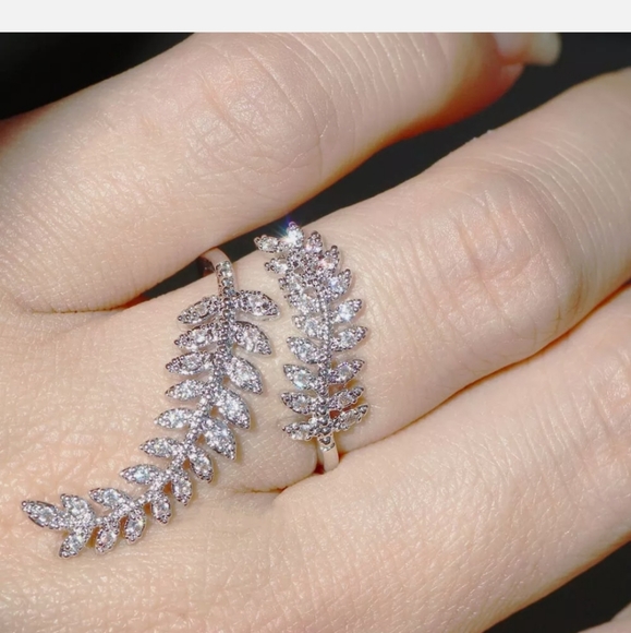 Leaf Women 925 Silver Cubic Zirconia Ring - Picture 4 of 4